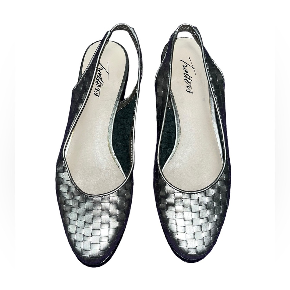 Trotters Silver Woven Lena Slingback Comfort Sandal Size 6 Narrow